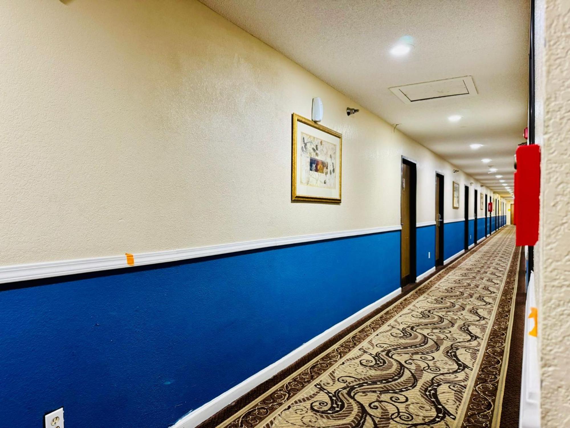 Express Inn Джънкшън Сити Екстериор снимка